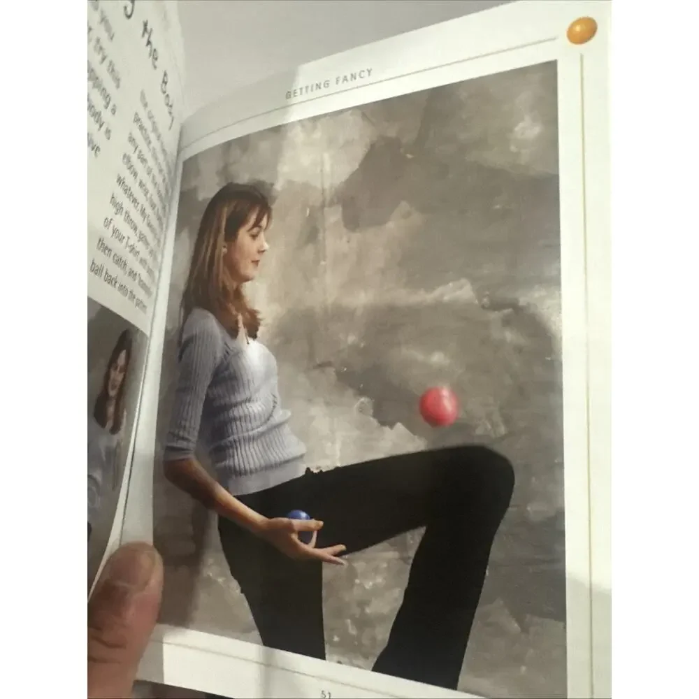 Easy to Learn Juggling Set 3 Juggling Balls w/ Instruction Book Used Complete
